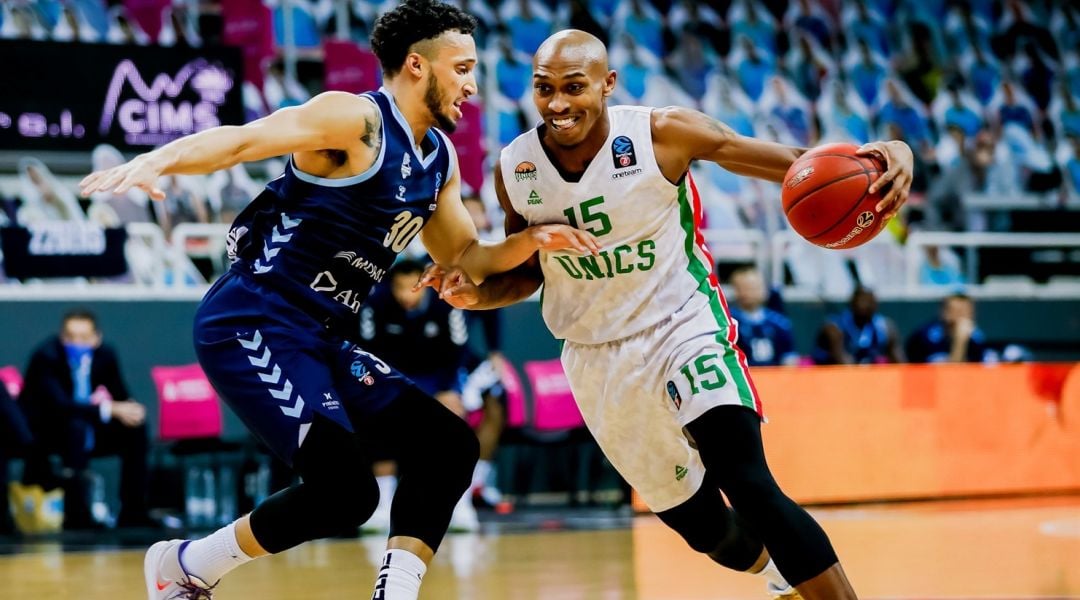 Με τη φόρα της Ούνικς