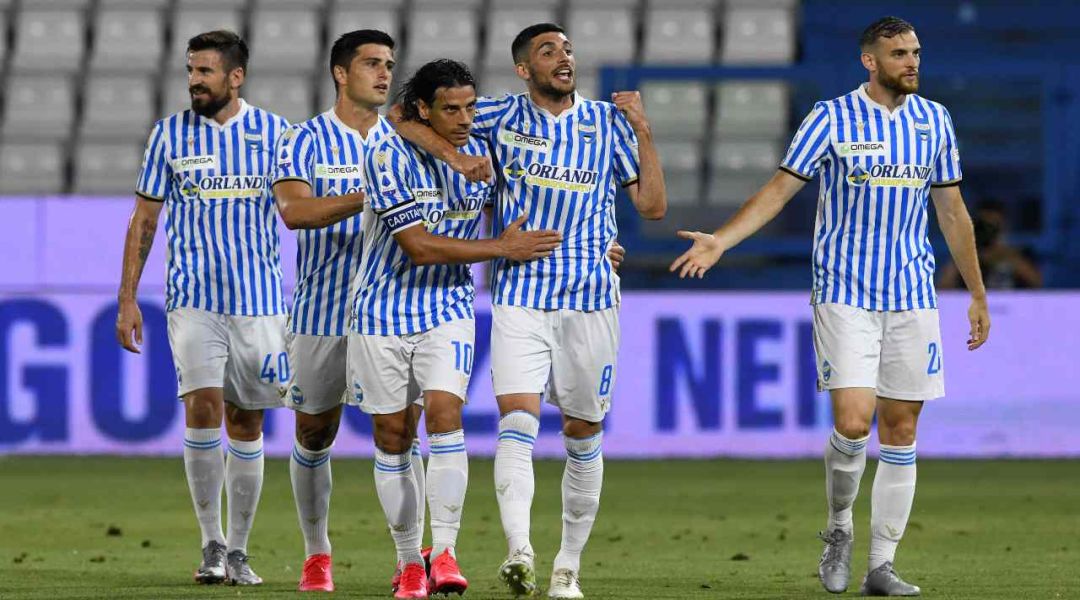 Ανωτερότητα, Σούπερ Μάριο και Κορσικανοί κουρσάροι