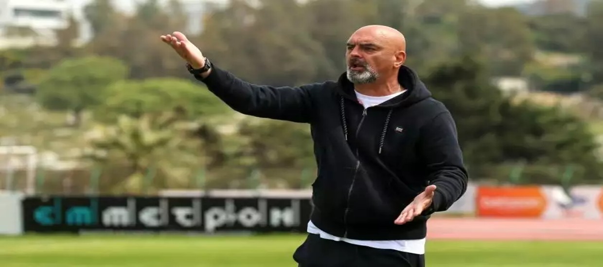 Ρε τον Βέλιτς…