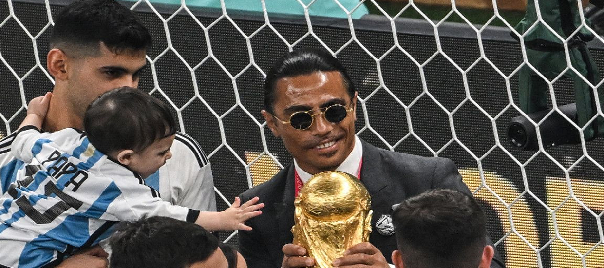 Αυτός είναι ο λόγος που ο Salt Bae μπήκε στο γήπεδο