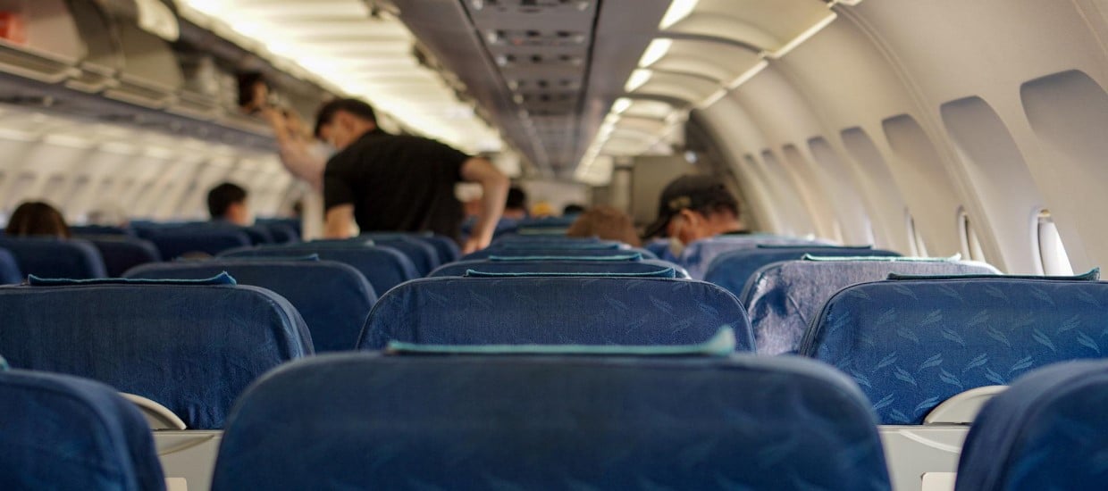 Μπήκε στο αεροπλάνο και έρχεται ο παικταράς!