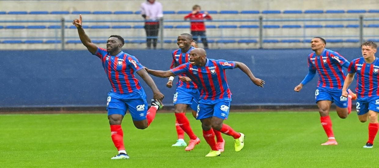 Μιλάνε οι έδρες