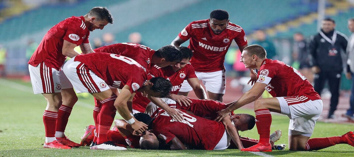 Υπενθύμιση και χαμόγελο