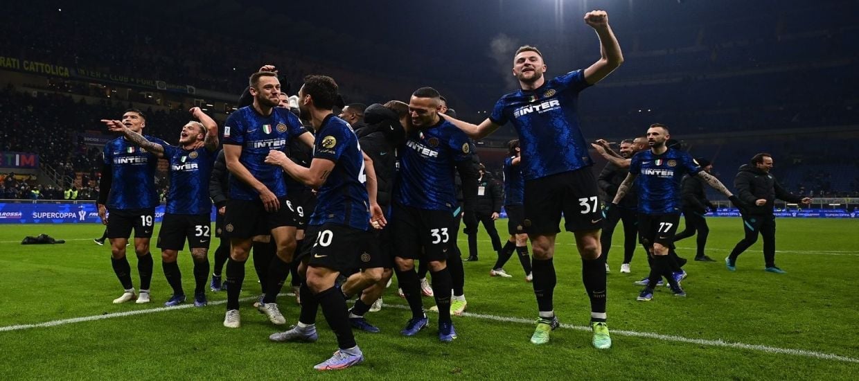 Στη μάχη του τίτλου Αγιαξ και Ιντερ