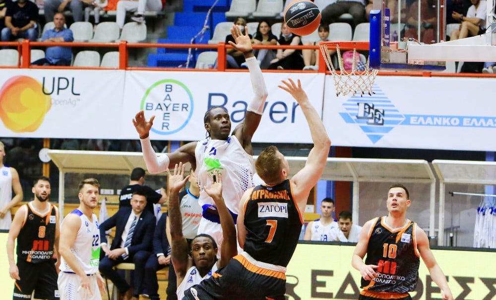 Ψηλά ο πήχυς