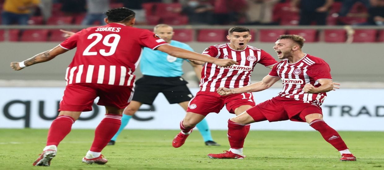 Εδρα και απουσίες