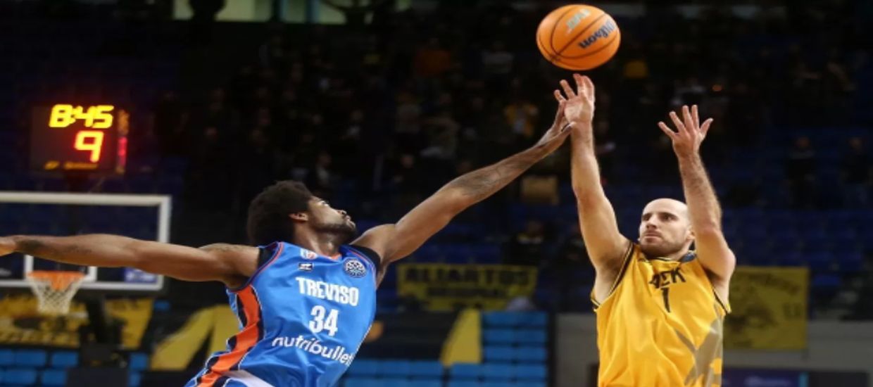 Με σύμμαχο την έδρα