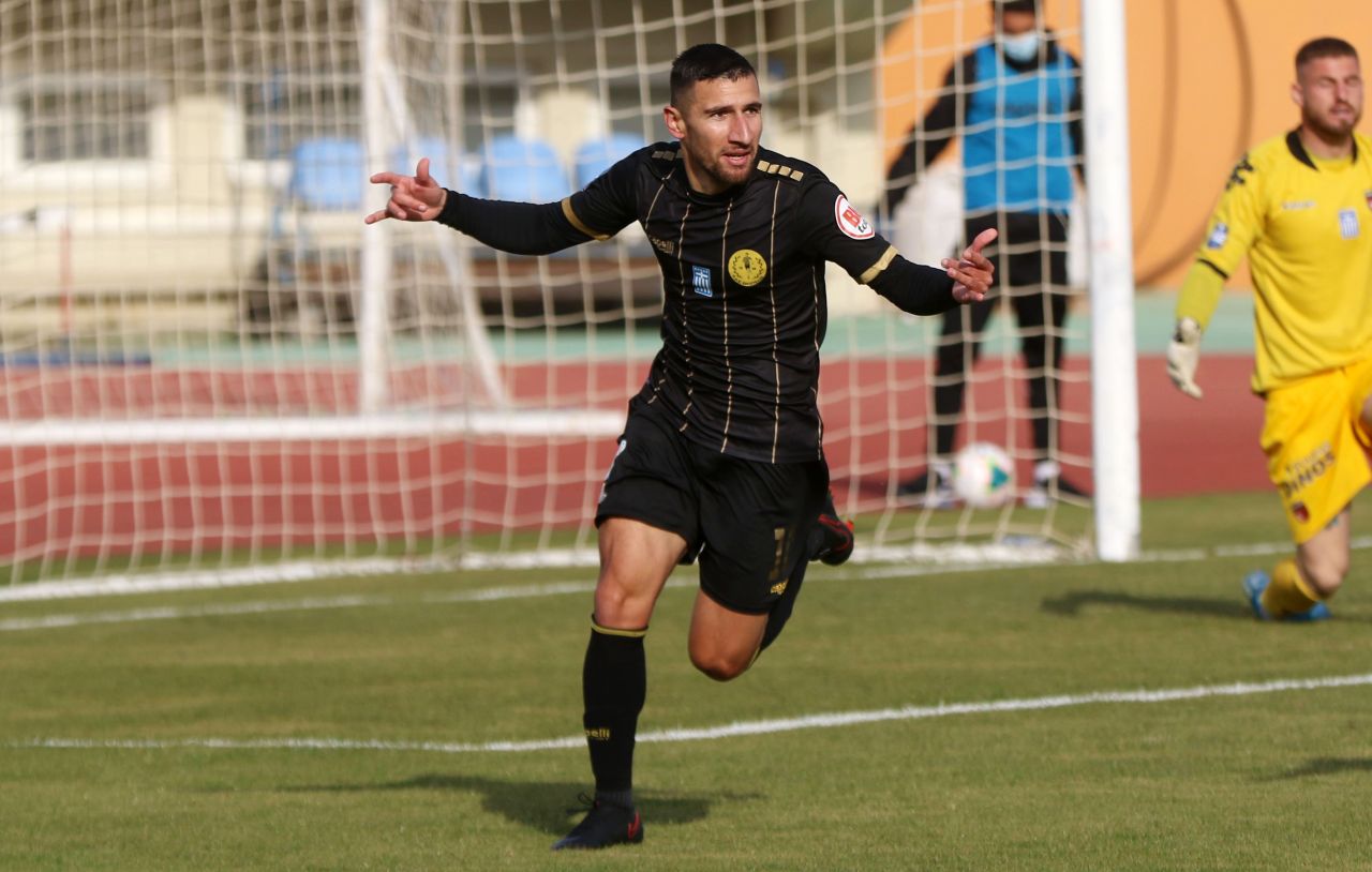 Ο Μπουρσέλης του Εργοτέλη έχει πετύχει τα δύο καλύτερα γκολ της σεζόν! (video)