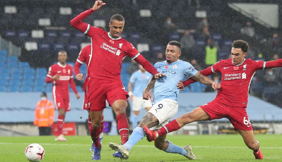 Λίβερπουλ – Μάντσεστερ Σίτι: Ντέρμπι τίτλου με στοιχηματικές ευκαιρίες (video)