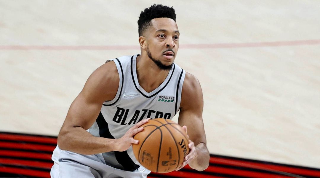 Ηγείται ο ΜακΚόλουμ ελλείψει Λίλαρντ