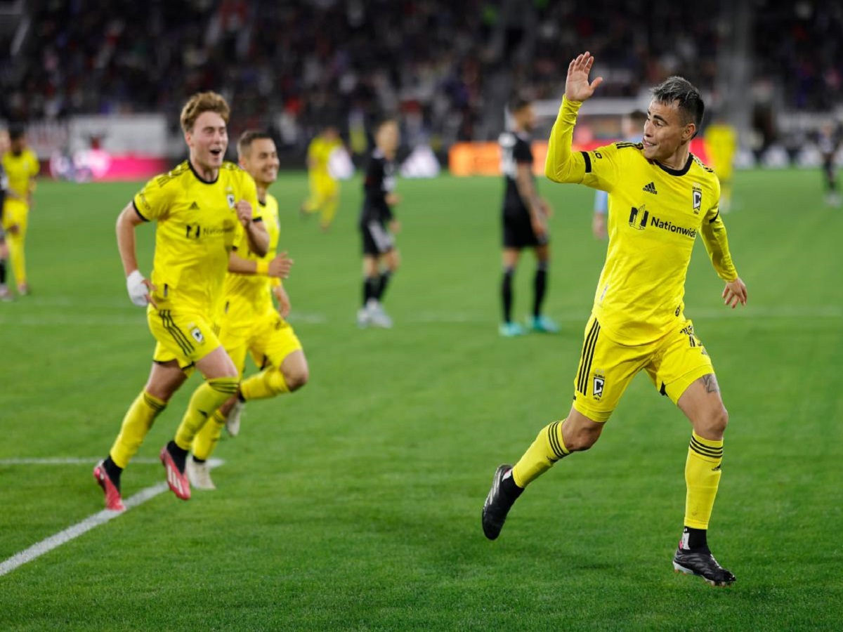 kolompoys-kroy-nioy-ingklant-160423