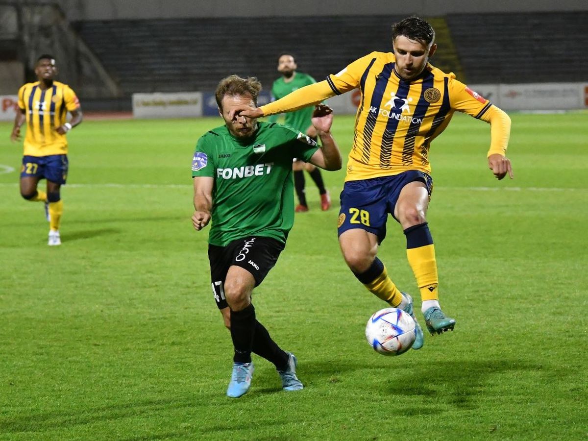 a-e-lemesoy-e-n-paralimnioy-190423