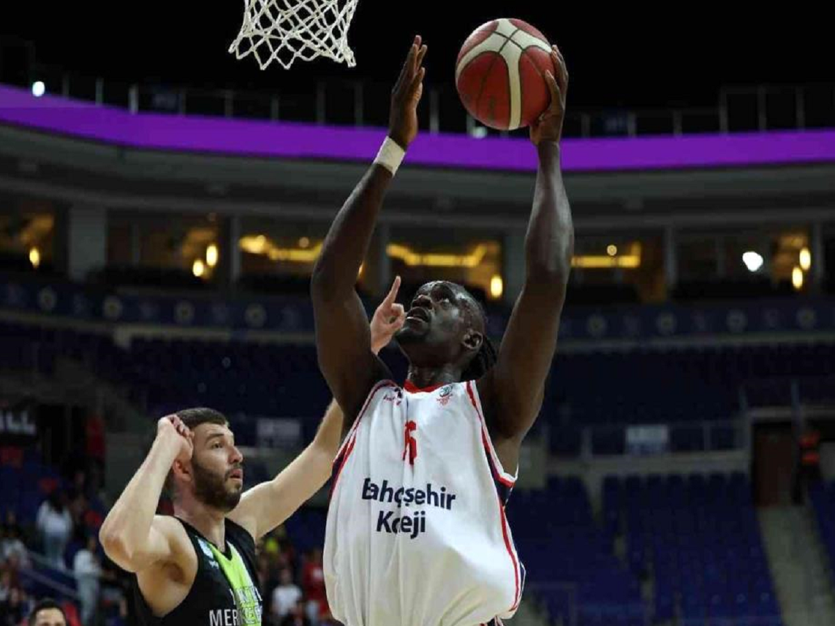 mpaxtse-mpoygioyk-150423