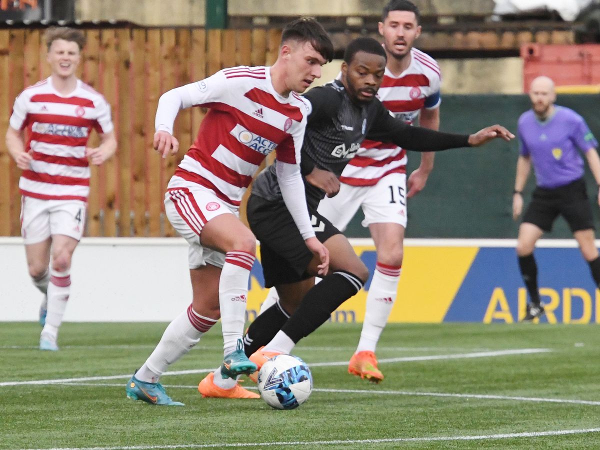 morton-xamilton-110423