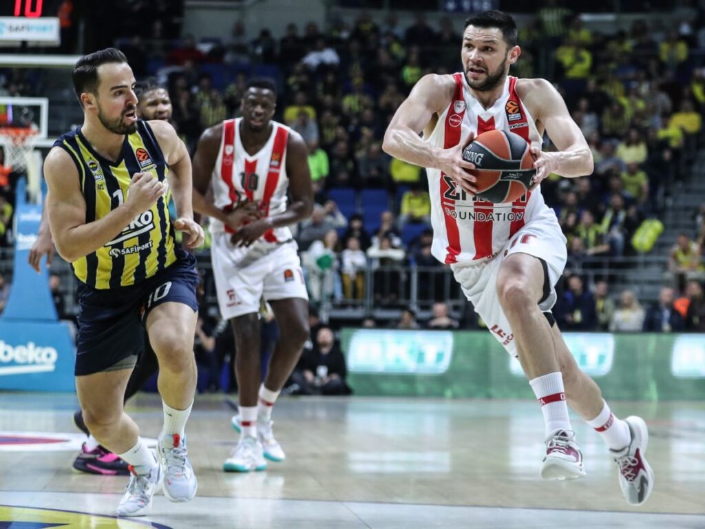 ΦΕΝΕΡΜΠΑΧΤΣΕ - ΟΛΥΜΠΙΑΚΟΣ Live Streaming (03/05)