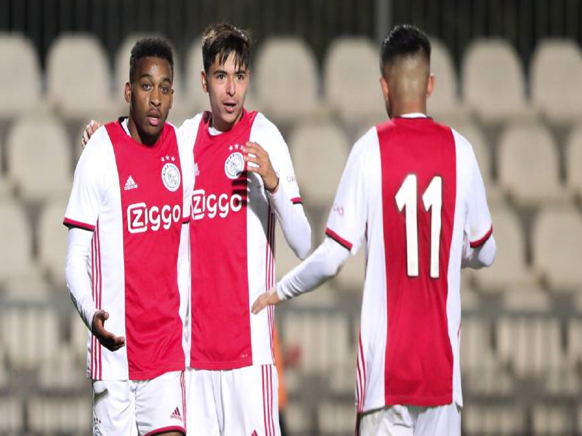 ΑΓΙΑΞ Β' - PSV ΑΪΝΤΧΟΦΕΝ Β' ΠΡΟΓΝΩΣΤΙΚΑ