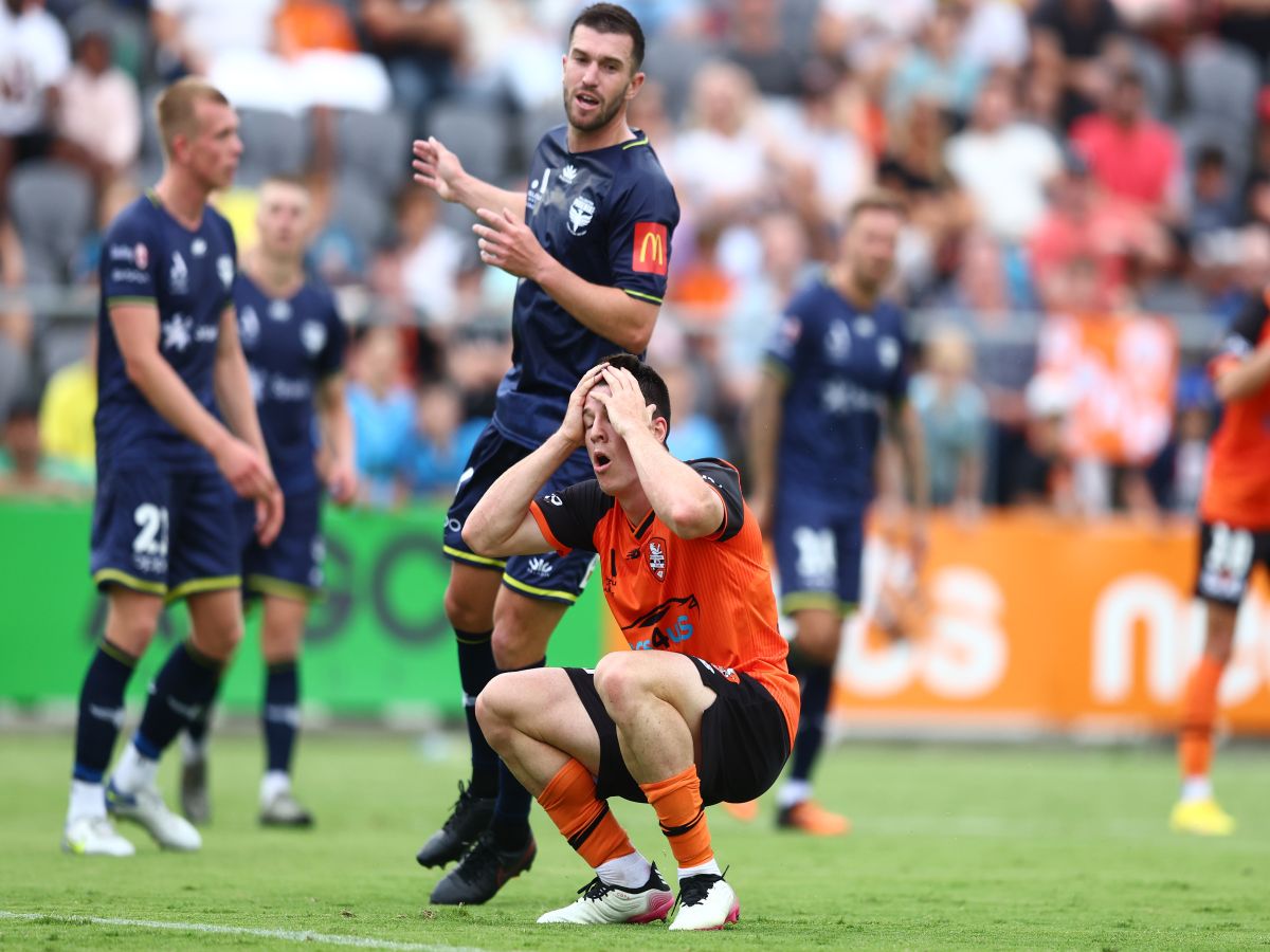 goyelingkton-foiniks-mprismpein-roar-160423