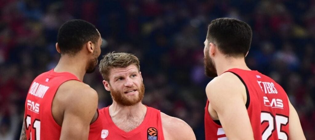 ΦΕΝΕΡΜΠΑΧΤΣΕ - ΟΛΥΜΠΙΑΚΟΣ Live Streaming 03/05