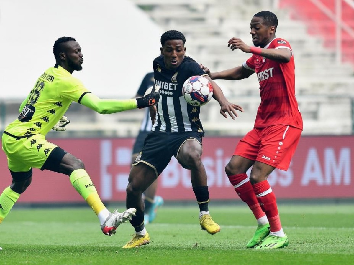 stantar-liegis-sarleroya-140423