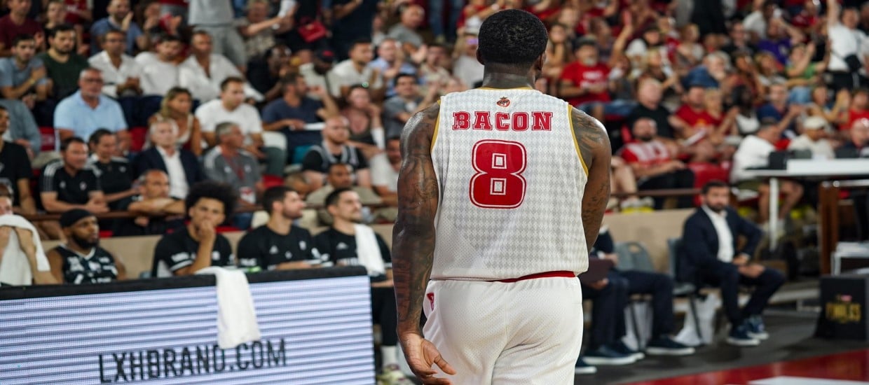 Ανάμεσα σε Τουρκία και Ελλάδα ο Μπέικον