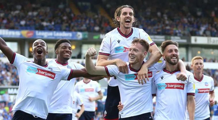 Με το κίνητρο στην Αγγλία