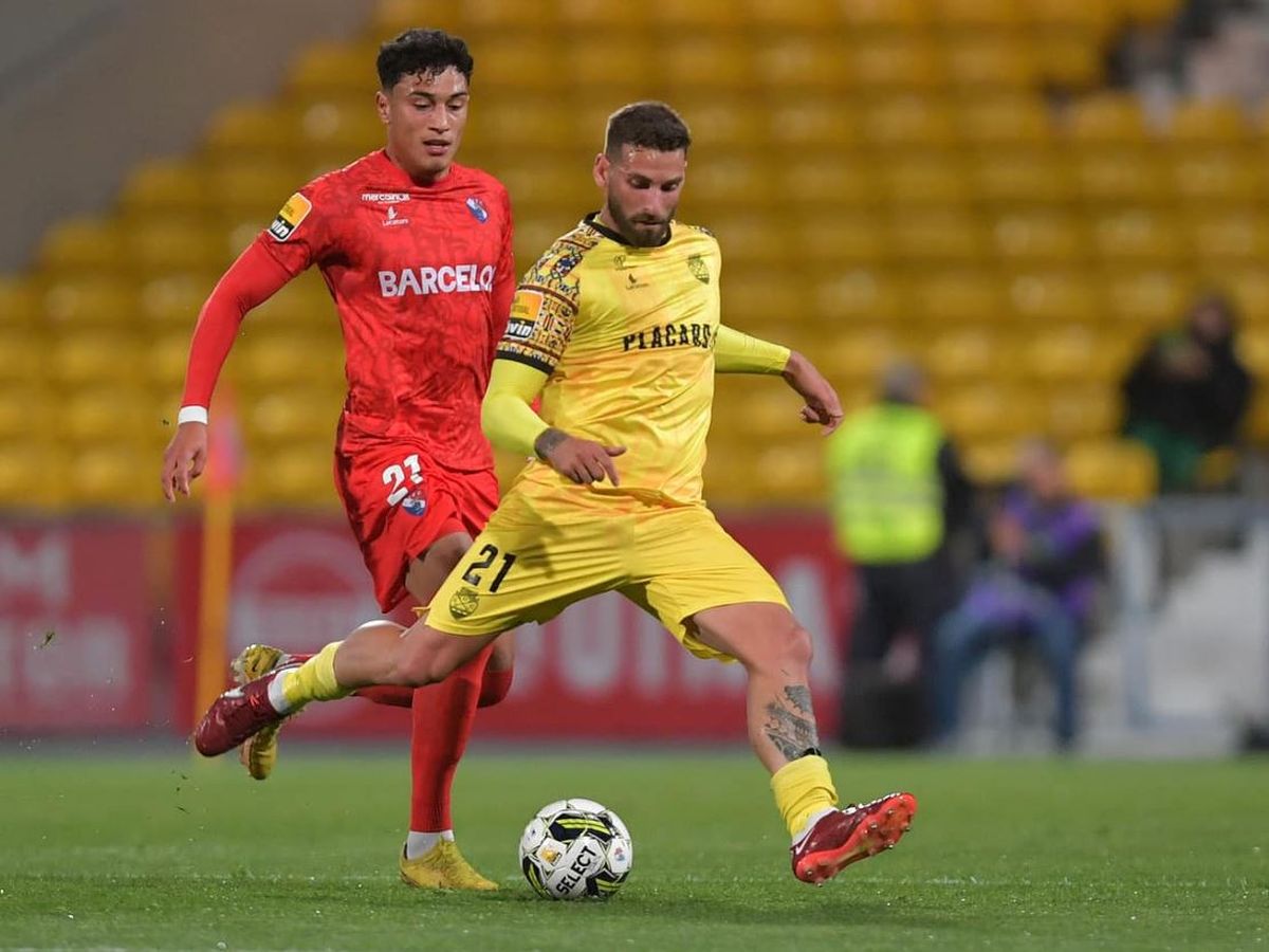 tsaves-pasos-fereira-130523