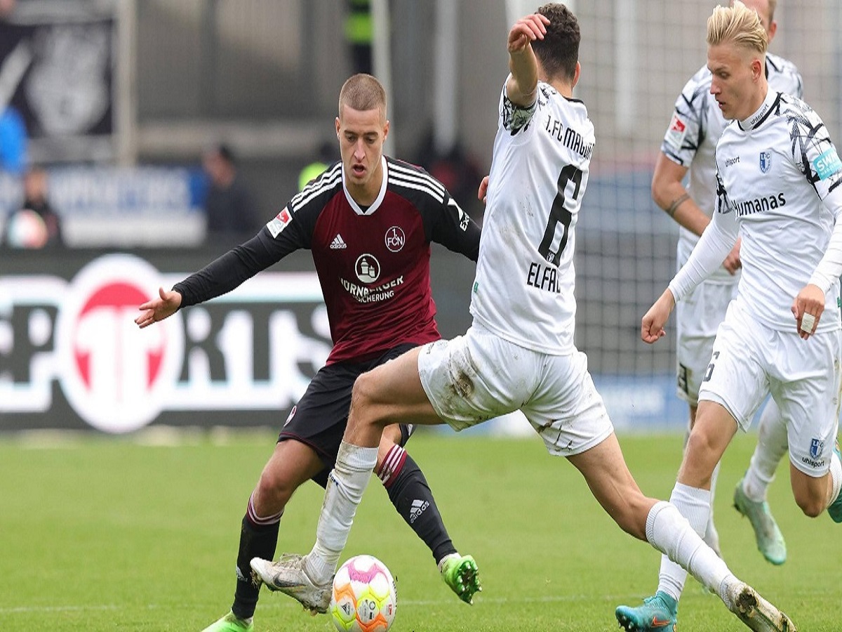 magdemvoyrgo-nyremvergi-120523