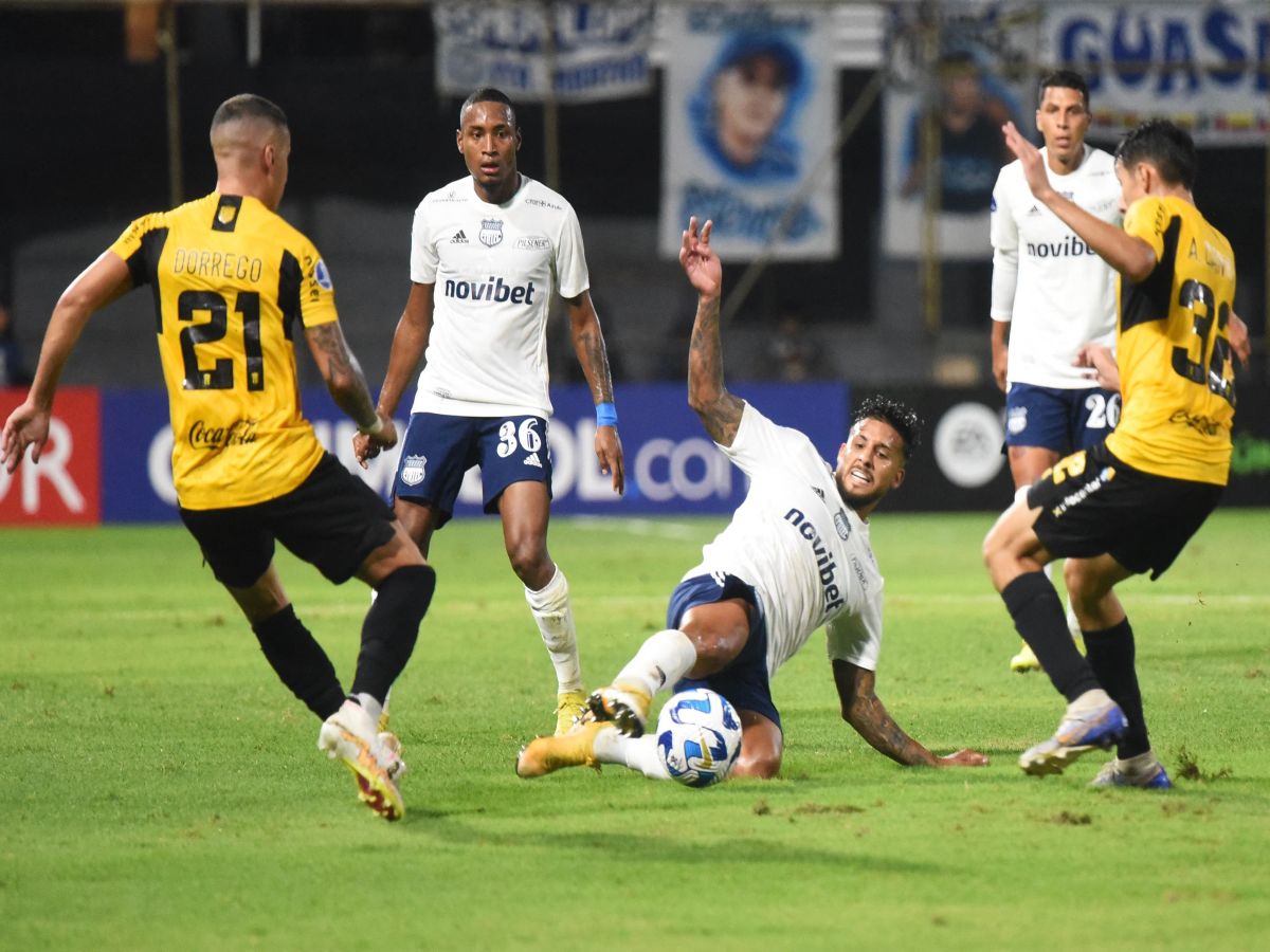 emelek-klamp-gkoyarani-080623