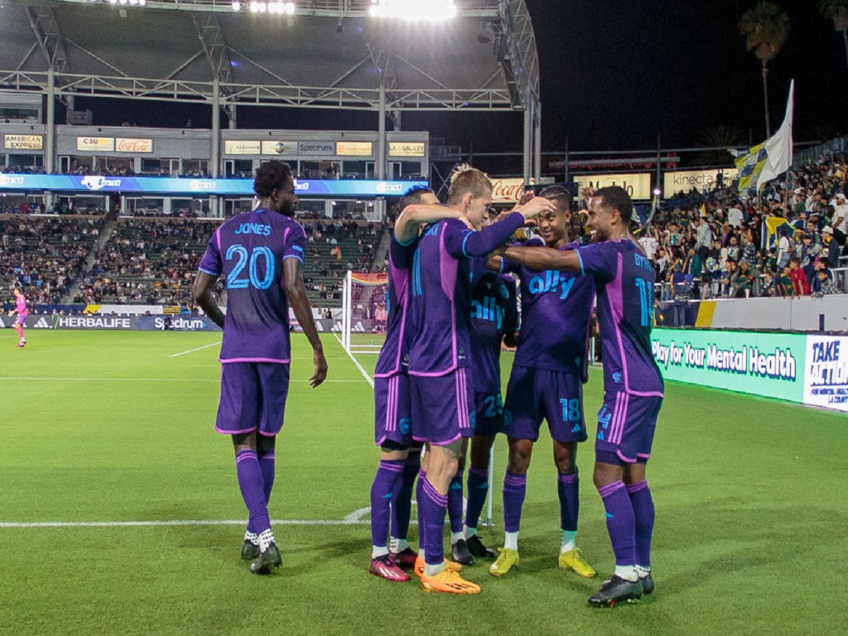 nioy-giork-rent-mpoyls-sarlot-220623