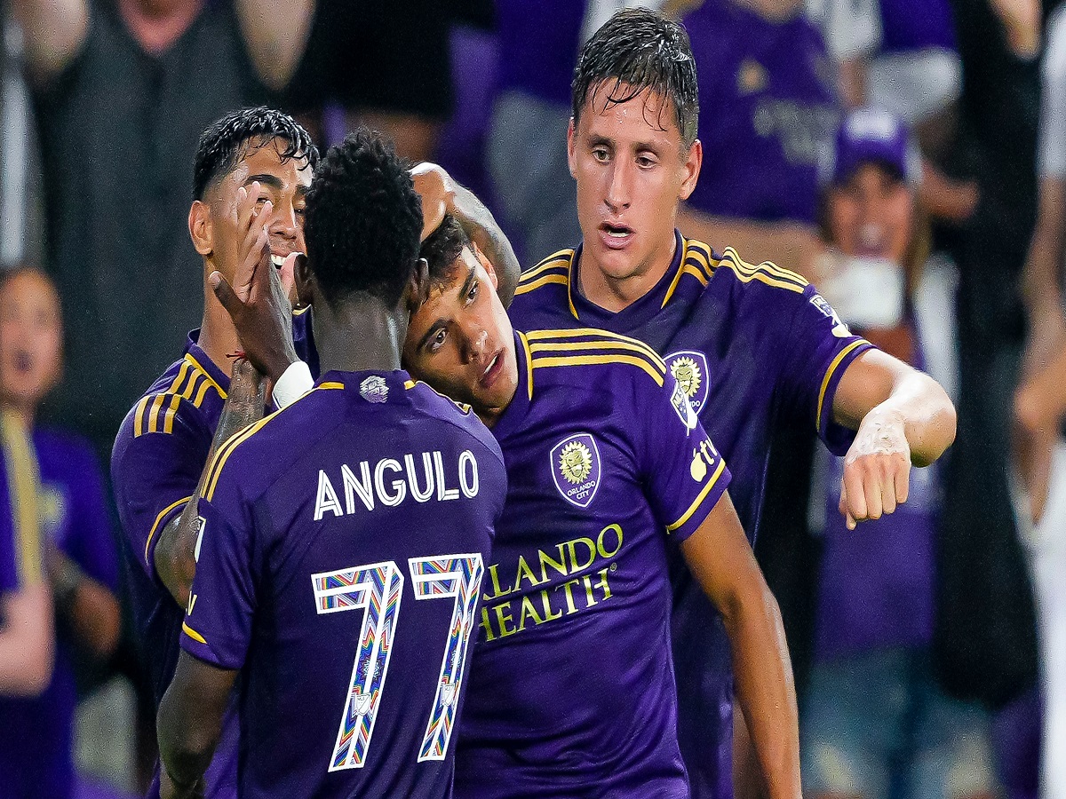 nioy-ingklant-orlanto-siti-180623