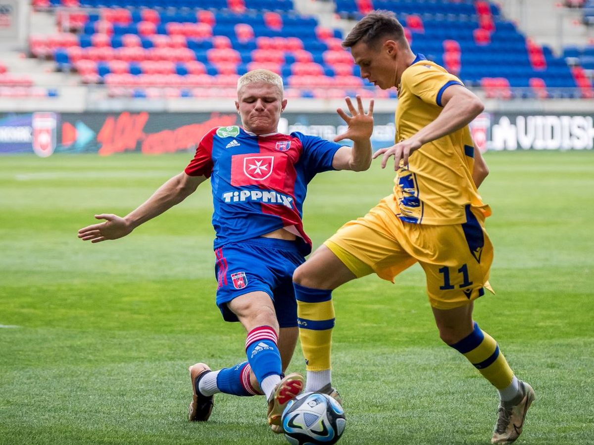 ntoynaiska-ntila-130723