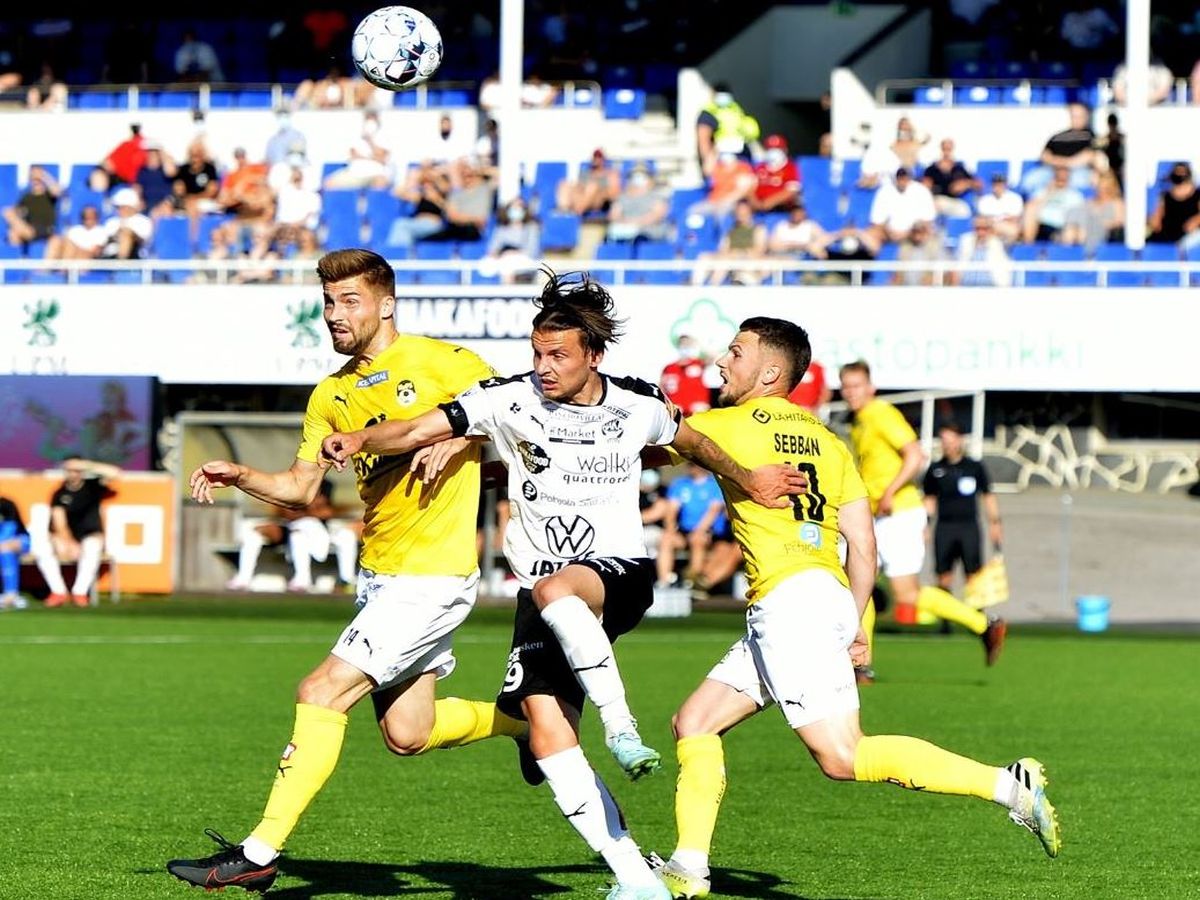 xaka-kroyseinters-130723