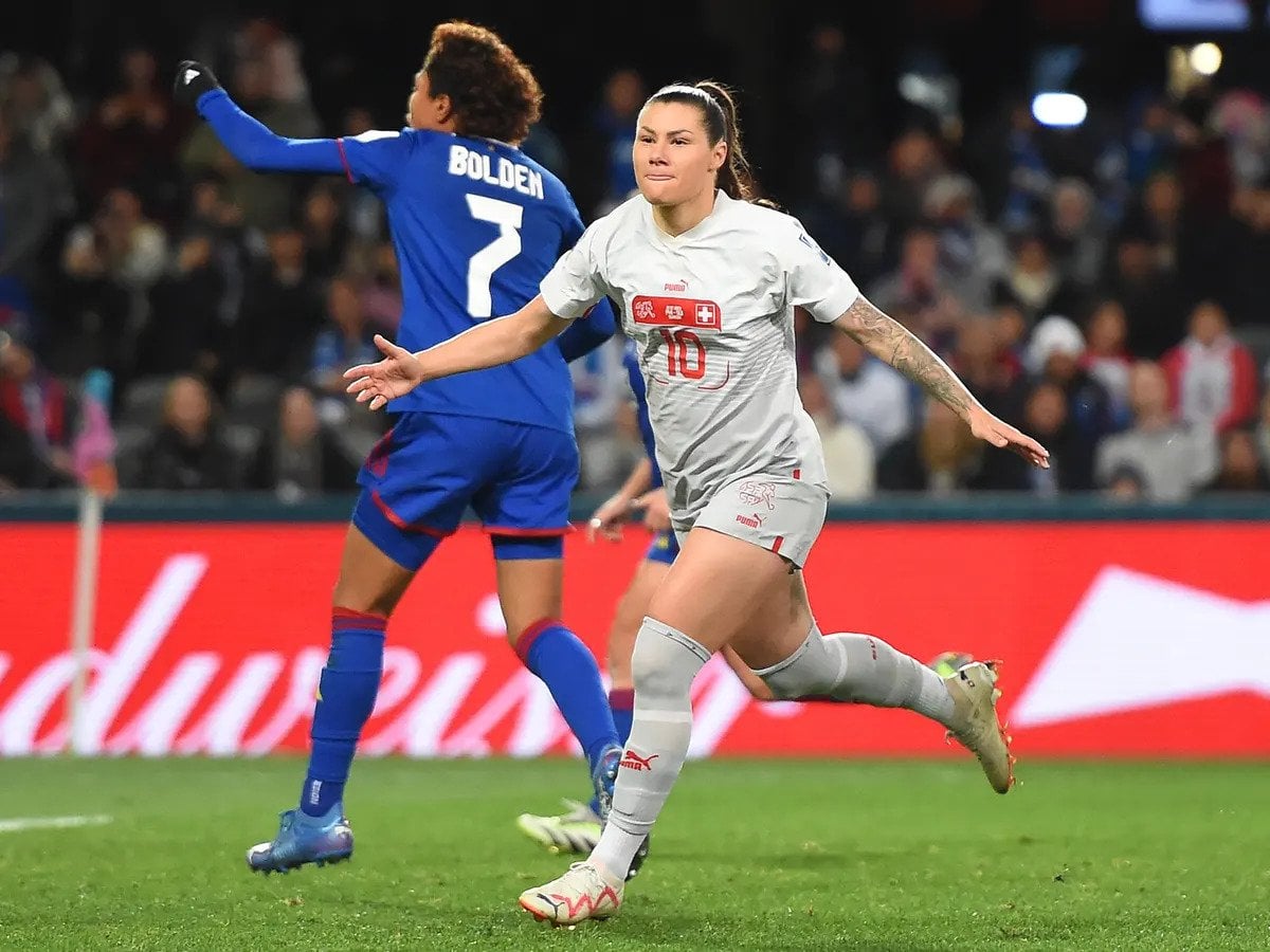 elvetia-g-nea-zilandia-g-300723