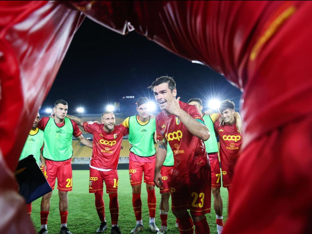 katantzaro-spetsia-300823