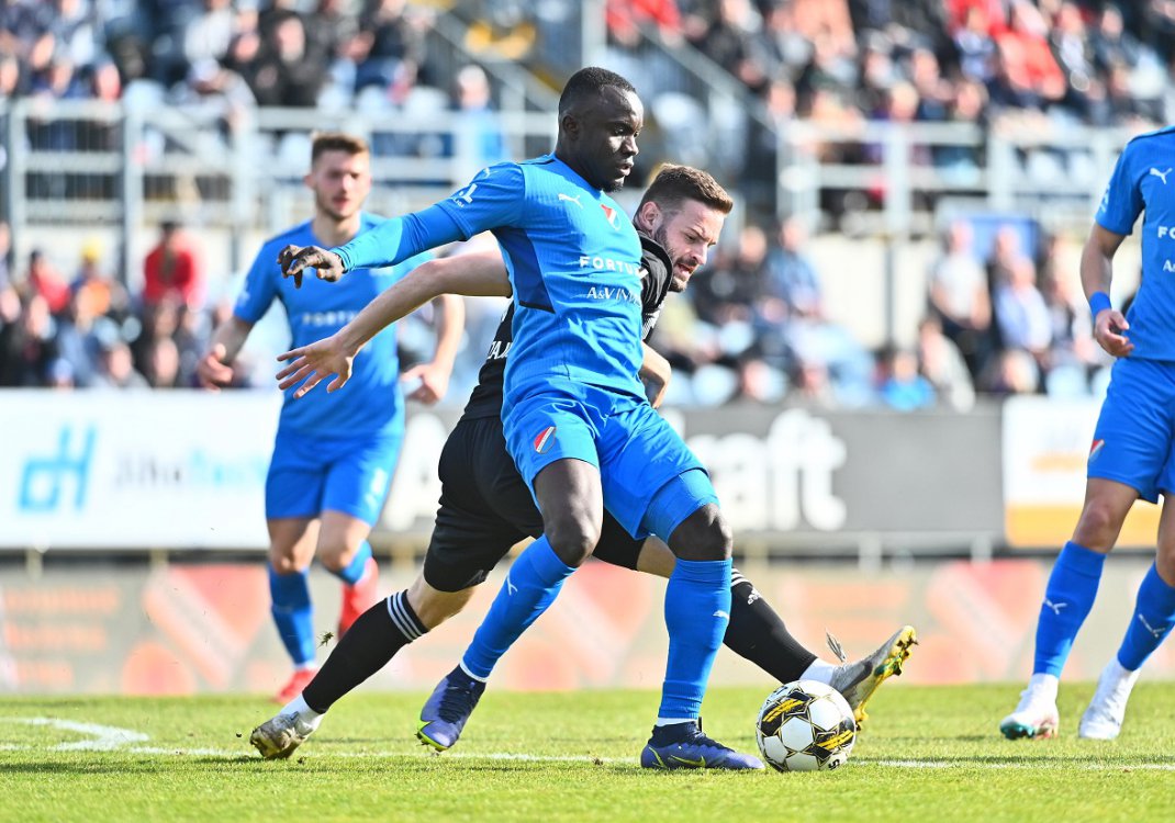 mpanik-ostrava-tseske-mpoyntegiovitse-260823