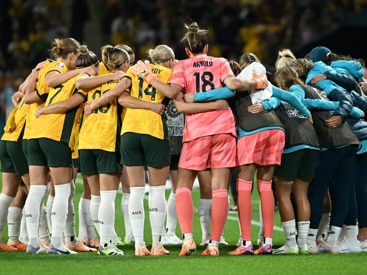 aystralia-g-dania-g-070823