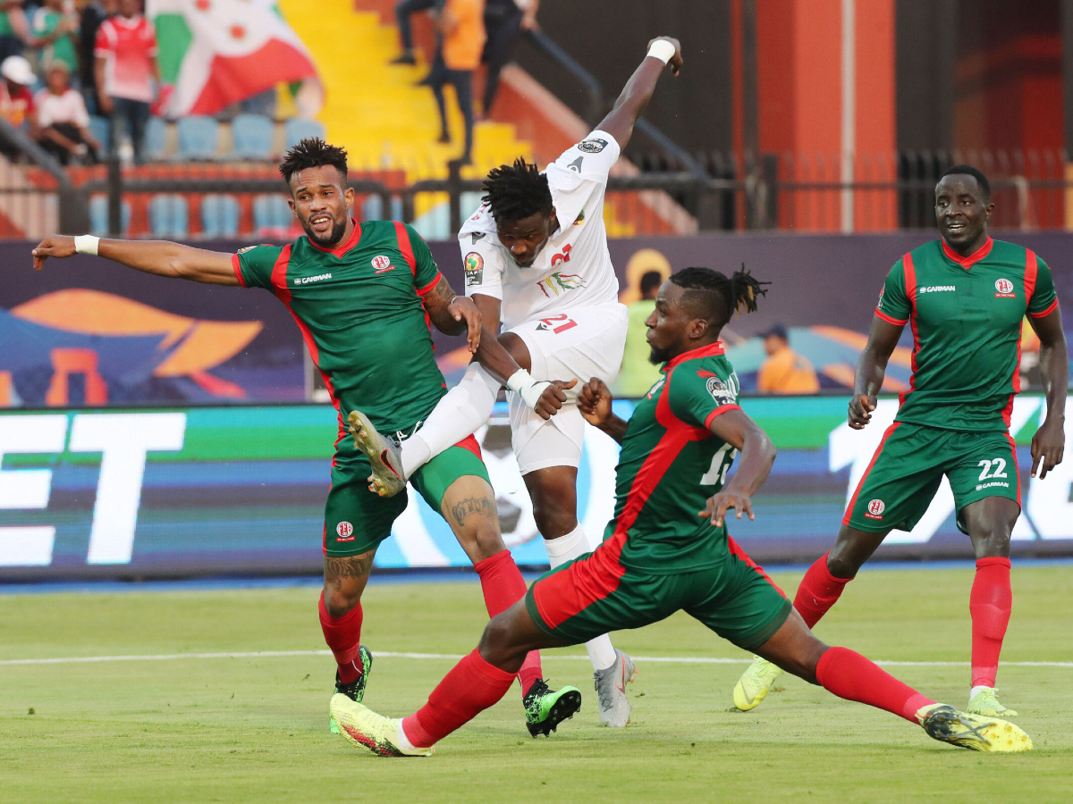 kameroyn-mpoyroynti-120923