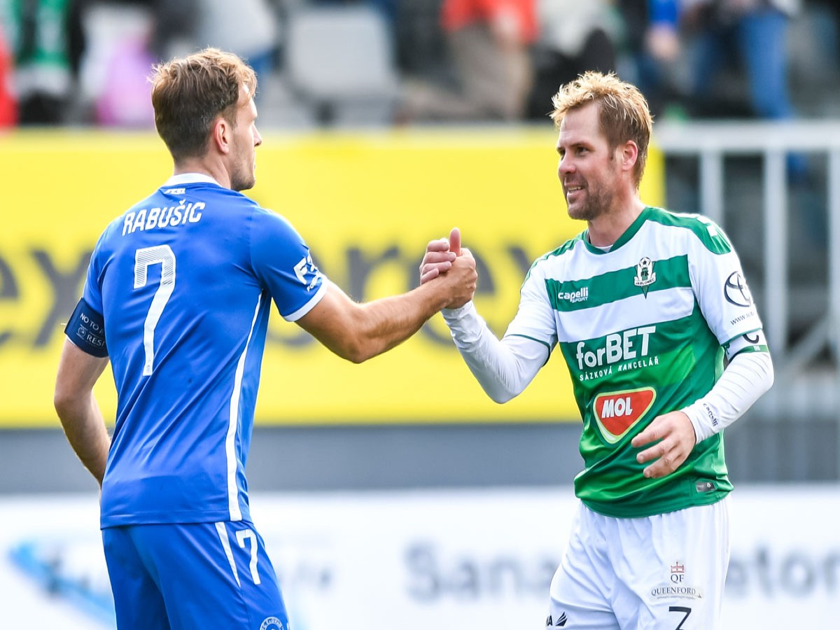 giamplonets-slovan-limperets-170923