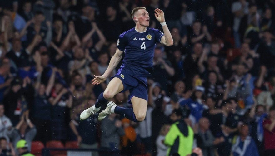 Με δύο combo στα προκριματικά