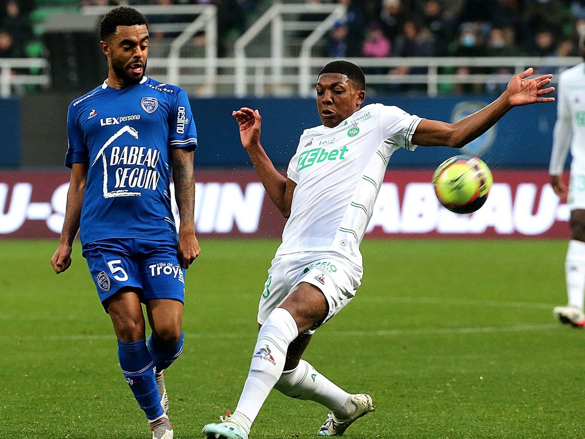 troya-sent-etien-300923