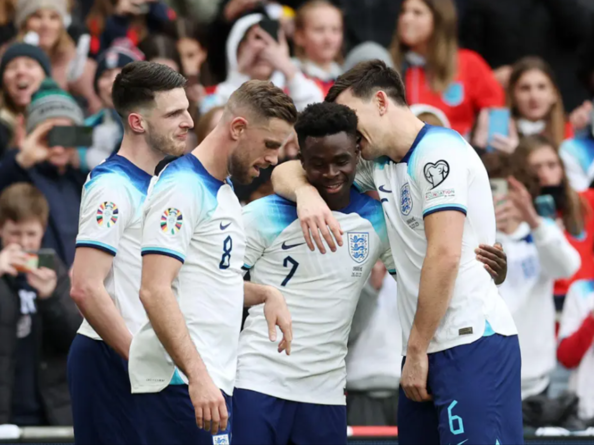 agglia-aystralia-131023