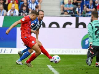 Χόλσταϊν Κίελ - Καρλσρούη