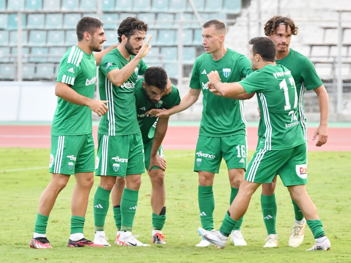 levadeiakos-apollon-pontoy-151023