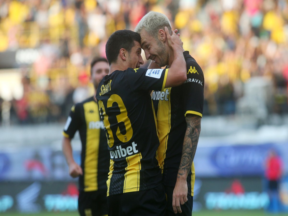 Novibet: Οι μάχες στη Super League με ειδικά στοιχήματα και ενισχυμένες αποδόσεις