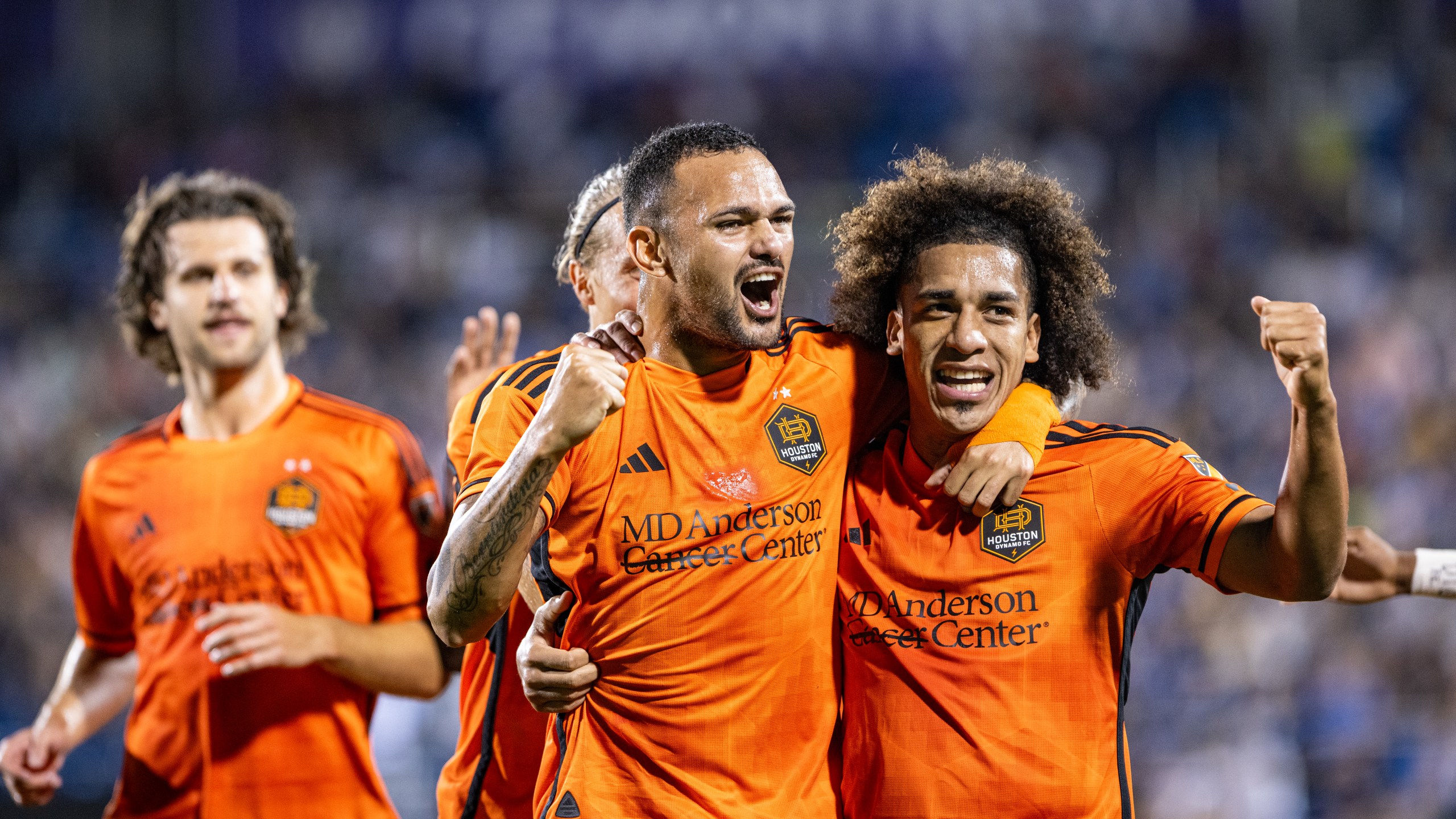 xioyston-koloranto-081023