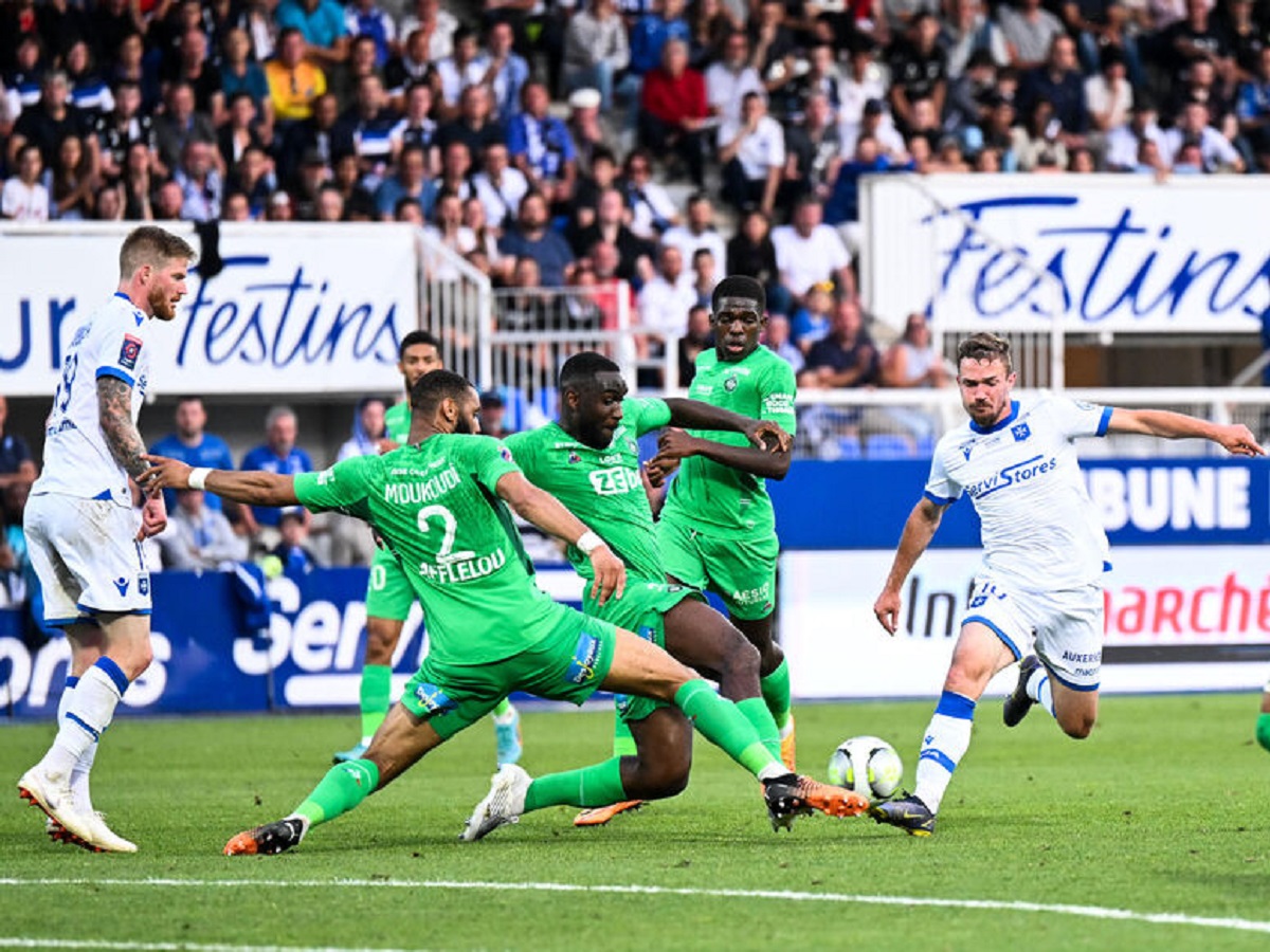 oser-sent-etien-111123