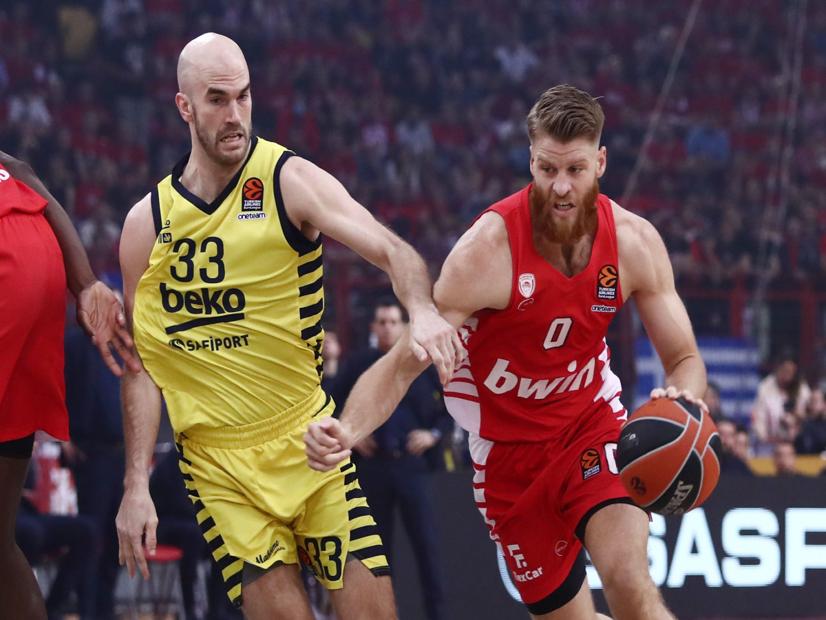 Novibet: Φενέρμπαχτσε – Ολυμπιακός με ειδικά στοιχήματα και ενισχυμένες αποδόσεις