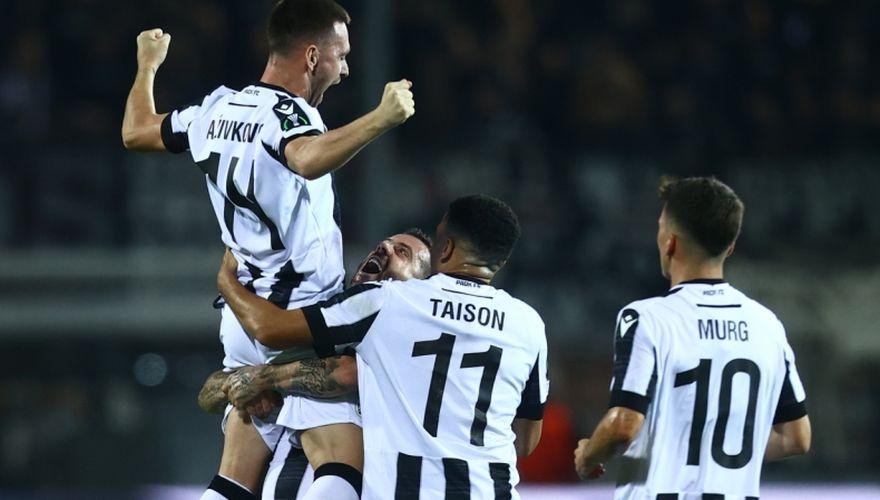 Όρθιος στη Γερμανία