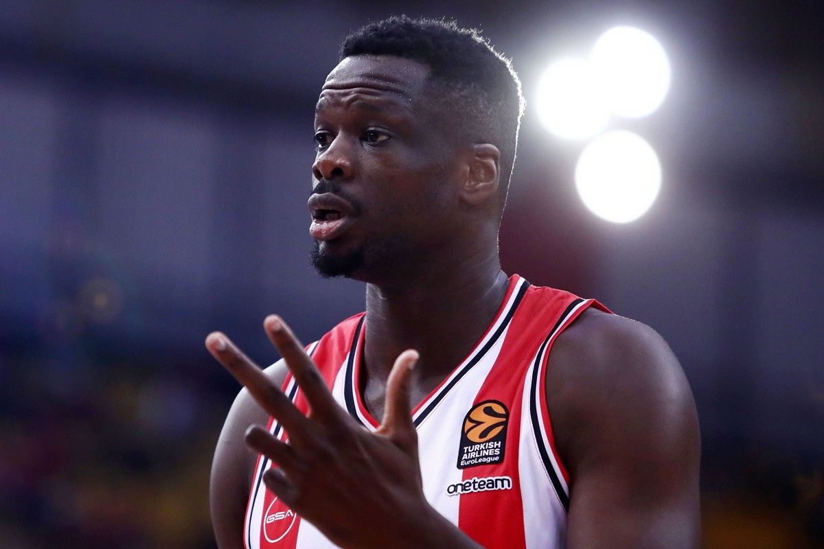 Μουσταφά Φαλ