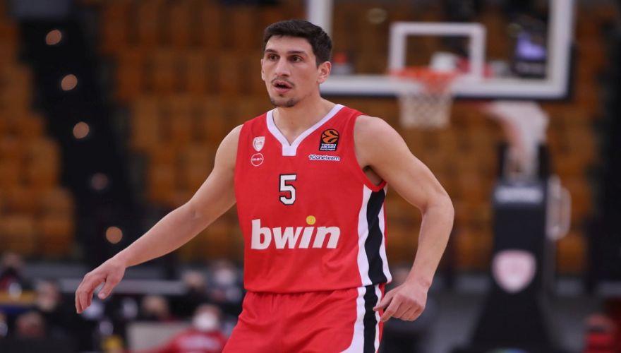 O Λαρεντζάκης παίρνει πρωτοβουλίες